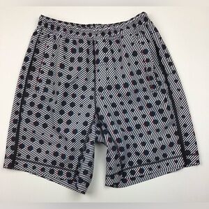 lululemon Seawheeze pace breaker shorts men’s small 3D pattern